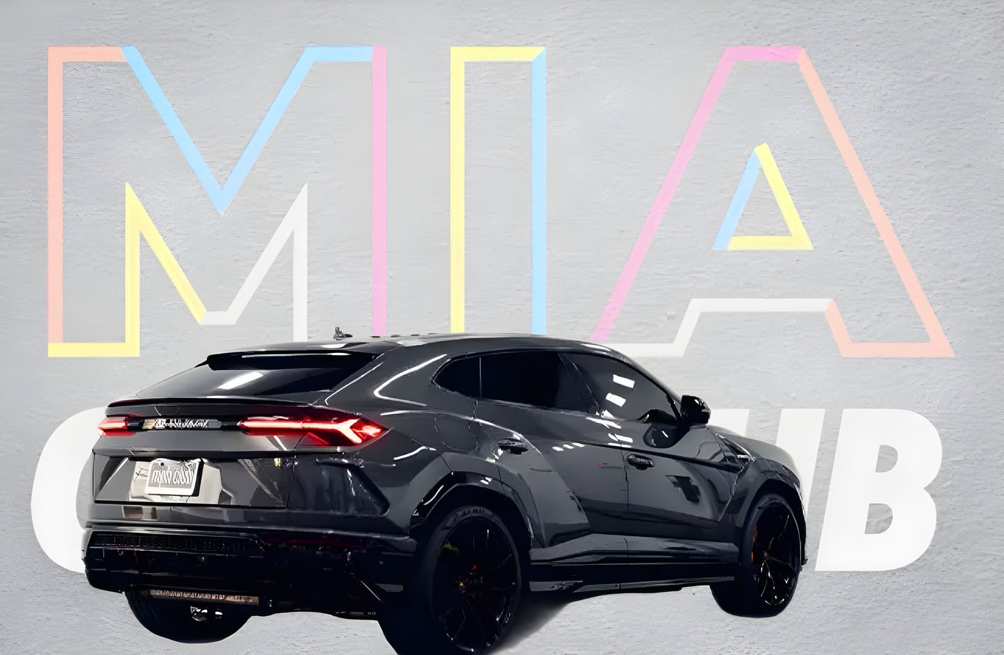 LAMBORGHINI URUS RENTAL MIAMI